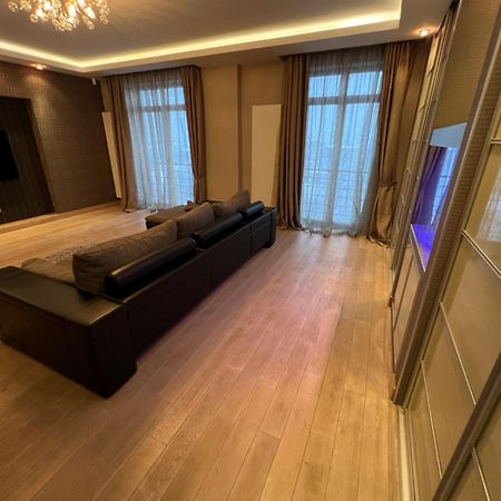 Apartment On Arkhipenka With Panorama View Lviv Kültér fotó