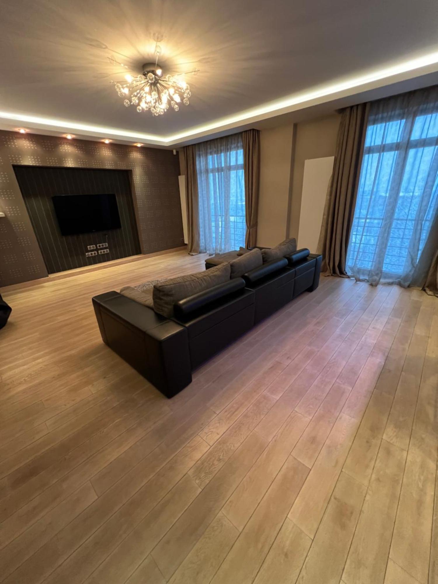 Apartment On Arkhipenka With Panorama View Lviv Kültér fotó