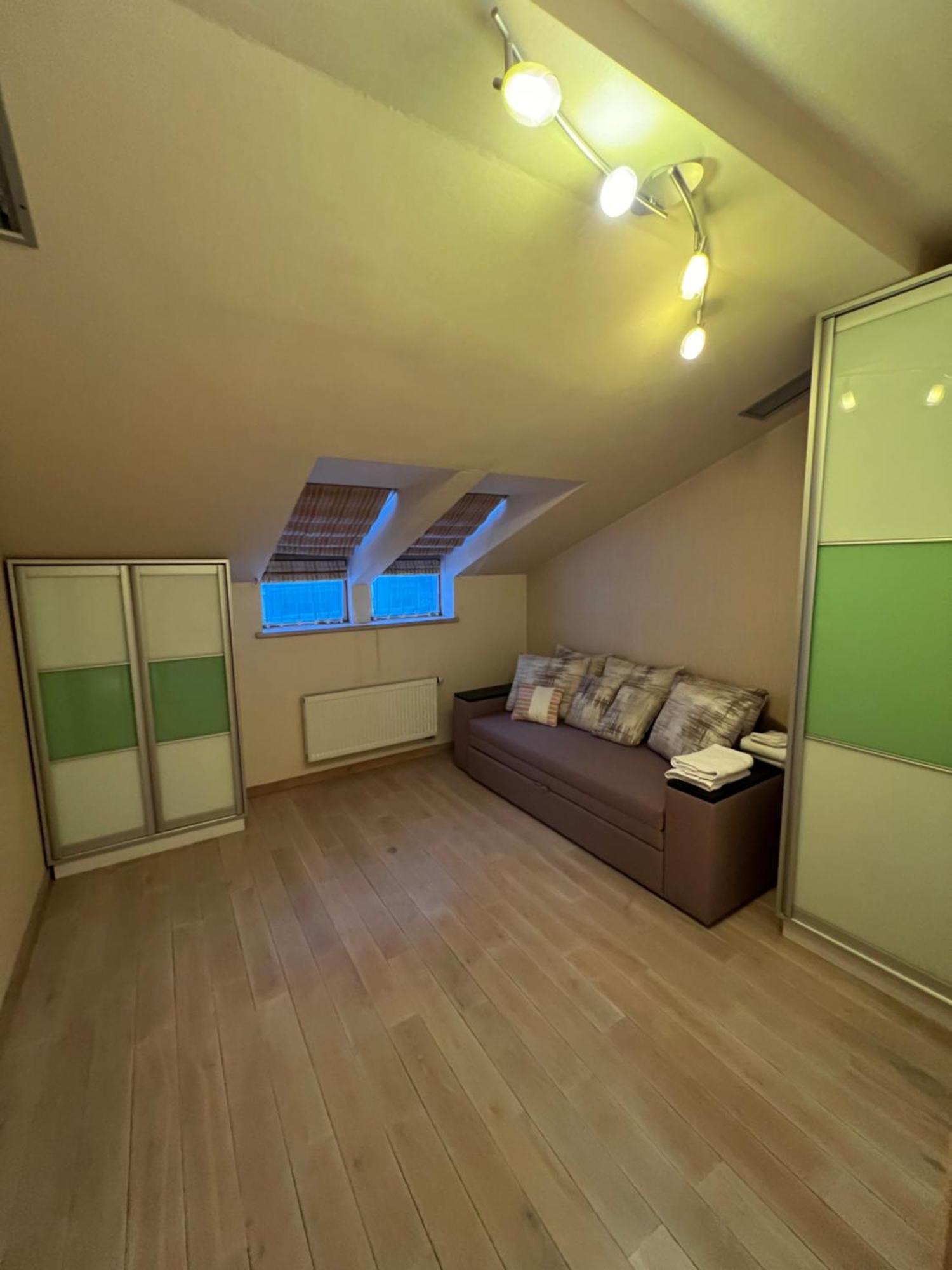 Apartment On Arkhipenka With Panorama View Lviv Kültér fotó