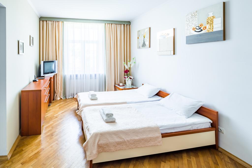 Apartment On Arkhipenka With Panorama View Lviv Kültér fotó