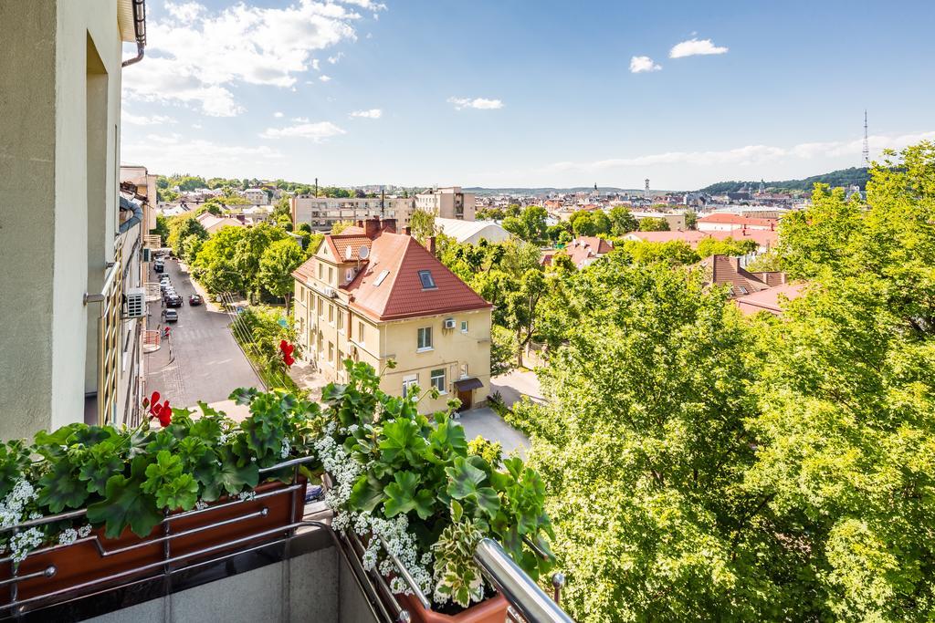 Apartment On Arkhipenka With Panorama View Lviv Kültér fotó